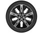 Preview: Frontalansicht einer originalen Mercedes-Benz Leichtmetallfelge mit montiertem Reifen. Das dynamische 5-Doppelspeichen-Design in Schwarz und Silber sorgt für eine stilvolle und sportliche Optik. Preview: Frontalansicht einer originalen Mercedes-Benz Leichtmetallfelge mit montiertem Reifen. Das dynamische 5-Doppelspeichen-Design in Schwarz und Silber sorgt für eine stilvolle und sportliche Optik.