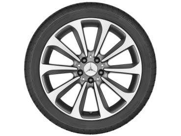 10 Speichen Felge 19 Zoll glanzgedreht C-Klasse Baureihe 205 10 Speichen Felge 19 Zoll glanzgedreht C-Klasse Baureihe 205
