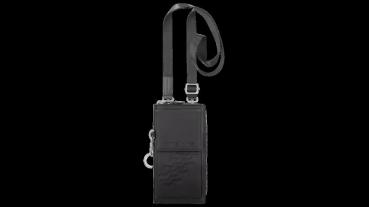 Preview: AMG Smartphone Tasche längenverstellbarer Gurt mit Karabinern