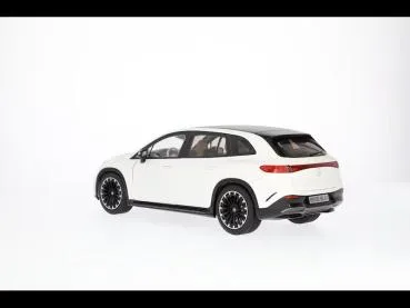 EQS SUV AMG Line Modellauto – Perfekt für Sammler
