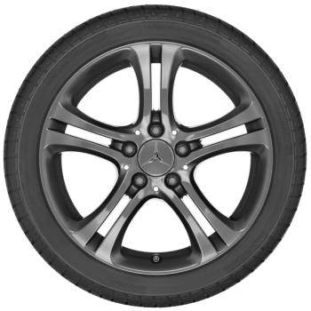 A-Klasse Baureihe 176 Sommerkomplettrad 5-Doppelspeichen-Rad Tremolit-metallic 225/45 R17 Q44023191055