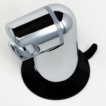 Detailansicht der Materialbeschaffenheit des Westfalia Saugfußes, die seine Robustheit und Langlebigkeit zeigt.