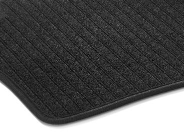 Preview: Robuste und Rutschsichere Fußmatten für Mercedes GLB X247