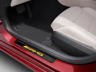 Preview: AMG-Wechselcover für beleuchtete Einstiegsleiste, Schwarz/Gelb, vorne, 2-fach - A2066805005