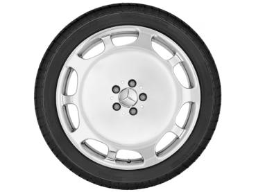 Original Mercedes-Benz 10-Loch-Leichtmetallrad in Silber, montiert an der Vorderachse einer S-Klasse W222 – 20 Zoll, poliert, Design A22240116007X15 Original Mercedes-Benz 10-Loch-Leichtmetallrad in Silber, montiert an der Vorderachse einer S-Klasse W222 – 20 Zoll, poliert, Design A22240116007X15