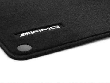 AMG Veloursmatten Satz 4-teilig mit gesticktem AMG-Logo S-Klasse Baureihe W222 AMG Veloursmatten Satz 4-teilig mit gesticktem AMG-Logo S-Klasse Baureihe W222
