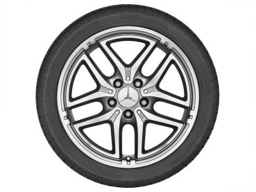 Preview: 5 Doppelspeichen Felge 17 Zoll glanzgedreht Klassen: A/B/CLA   A24640115027X21 Preview: 17 Zoll Alufelge 7,5Jx17 ET52,5