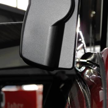 Nahaufnahme des anthrazitfarbenen Gehäuses und des blickdichten Markisentuchs der Gelenkarmmarkise 2,60m.