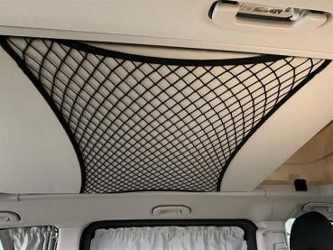 Mercedes-Benz Marco Polo mit montiertem Ablage- und Transportnetz unter dem Dachbett.