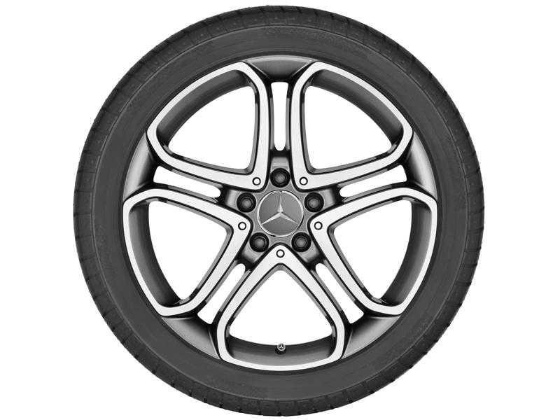 5 Doppelspeichen Felge 18 Zoll glanzgedreht CLS Baureihen C218 / X218 5 Doppelspeichen Felge 18 Zoll glanzgedreht CLS Baureihen C218 / X218
