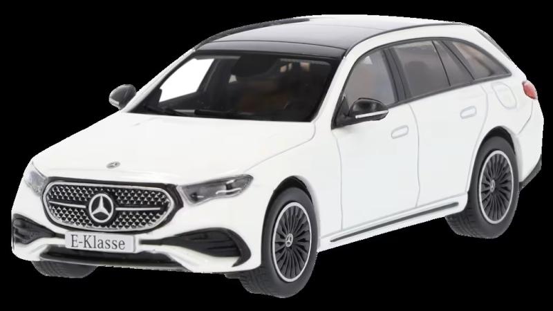 Sammlerstück Mercedes-Benz E-Klasse 1:43 – Night Paket