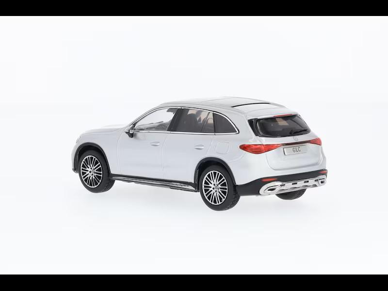 Präzisionsmodell Mercedes-Benz GLC X254