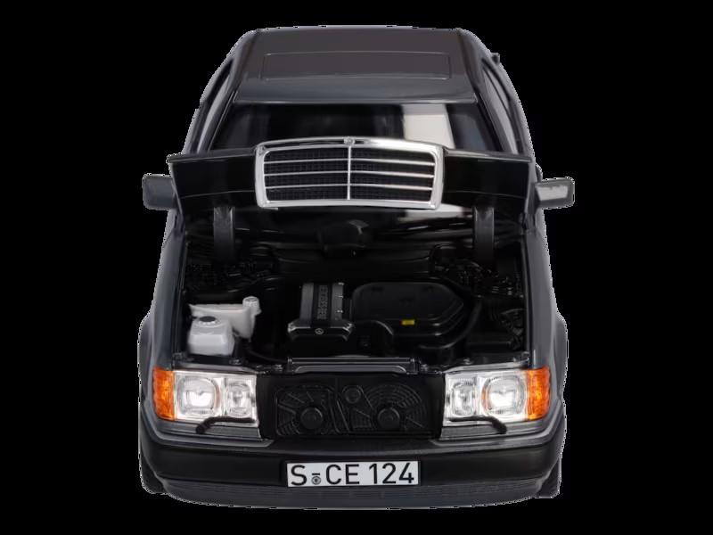 Handmontiertes Mercedes-Benz  300 CE-24 Sammlermodell
