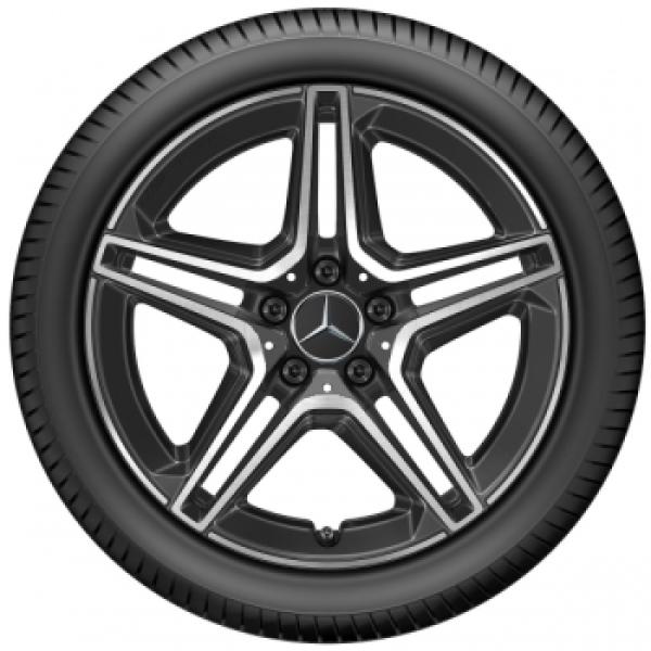 A/B/CLA-Klasse Sommerkomplettrad AMG 5-Doppelspeichen-Rad Schwarz 225/45 R18 Q440641910020