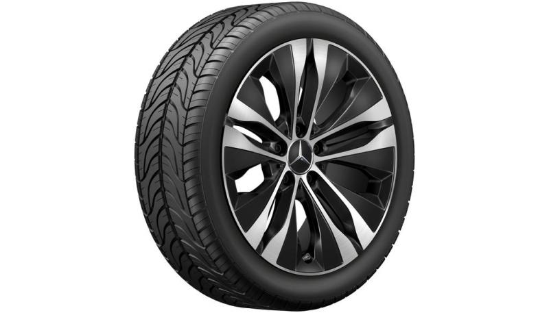Schwarze original C-Klasse 18-Zoll Felge für W206/S206