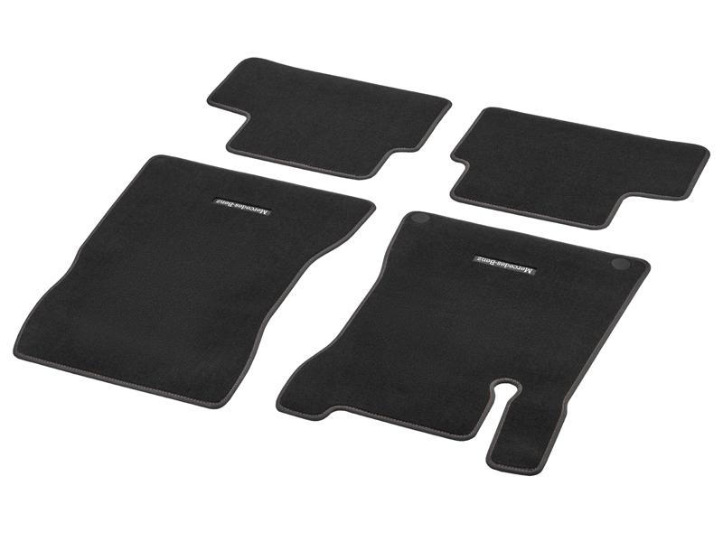 Veloursmatten CLASSIC Satz 4-teilig Ziernaht nussbraun A24768049068S17 Veloursmatten CLASSIC Satz 4-teilig Ziernaht nussbraun A24768049068S17