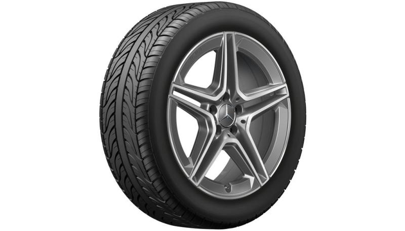 Junge Räder (4 Stück) AMG 5-Doppelspeichen-Rad Glanzgedreht Tantalgrau 235/50 R19 99H Bridgestone Blizzak LM001 MO GLA Baureihe 247 Q440141911360G1/70G1