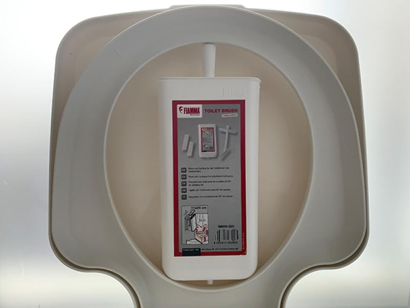 Sauberkeit auf Reisen mit der Fiamma Toilettenbürste