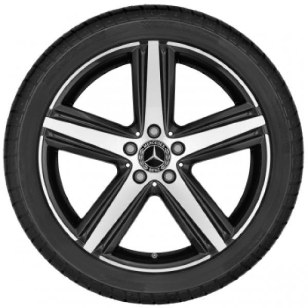 A-Klasse Baureihe 177 Sommerkomplettrad 5-Speichen-Rad Schwarz 225/40 R19 Q440241910050
