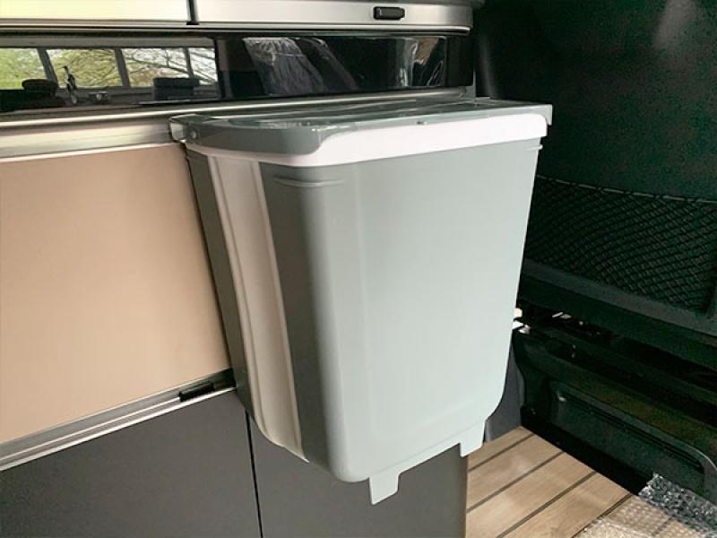 Platzsparender faltbarer Mülleimer für Zelt und Wohnmobil, 8 Liter