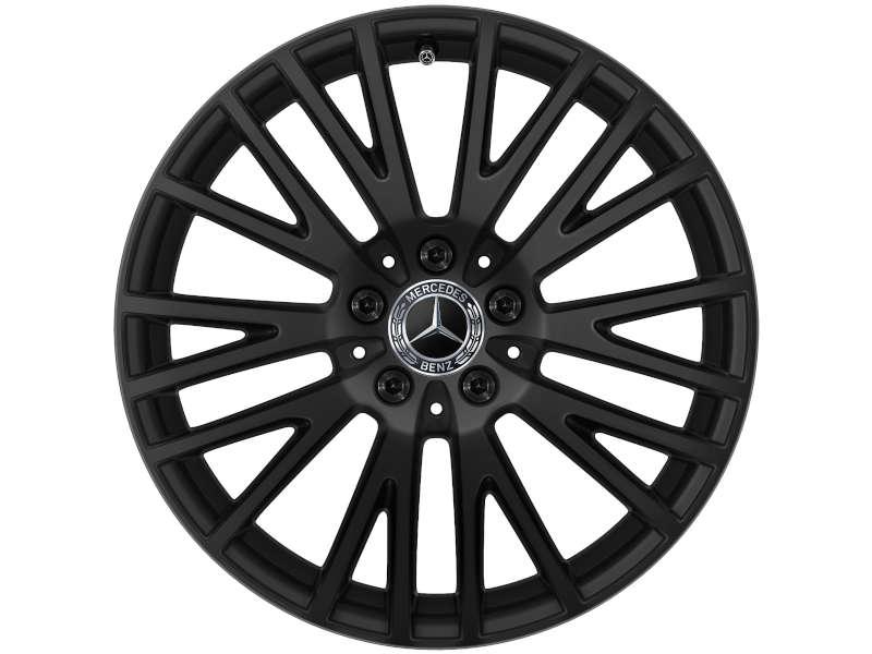 Schwarze Original Mercedes-Benz Leichtmetallfelge mit modernem, mehrspeichigem Design und zentralem Mercedes-Stern-Logo. Hochwertige Verarbeitung für eine sportlich-elegante Optik und optimale Passform. Schwarze Original Mercedes-Benz Leichtmetallfelge mit modernem, mehrspeichigem Design und zentralem Mercedes-Stern-Logo. Hochwertige Verarbeitung für eine sportlich-elegante Optik und optimale Passform.