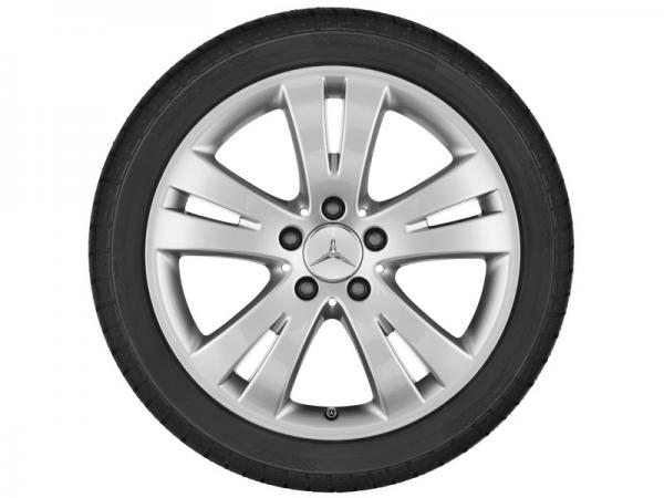 5-Doppelspeichen-Rad, 43,2 cm (17 Zoll) Baureihe C/S/W 204 A20440104029765 5-Doppelspeichen-Rad, 43,2 cm (17 Zoll) Baureihe C/S/W 204 A20440104029765