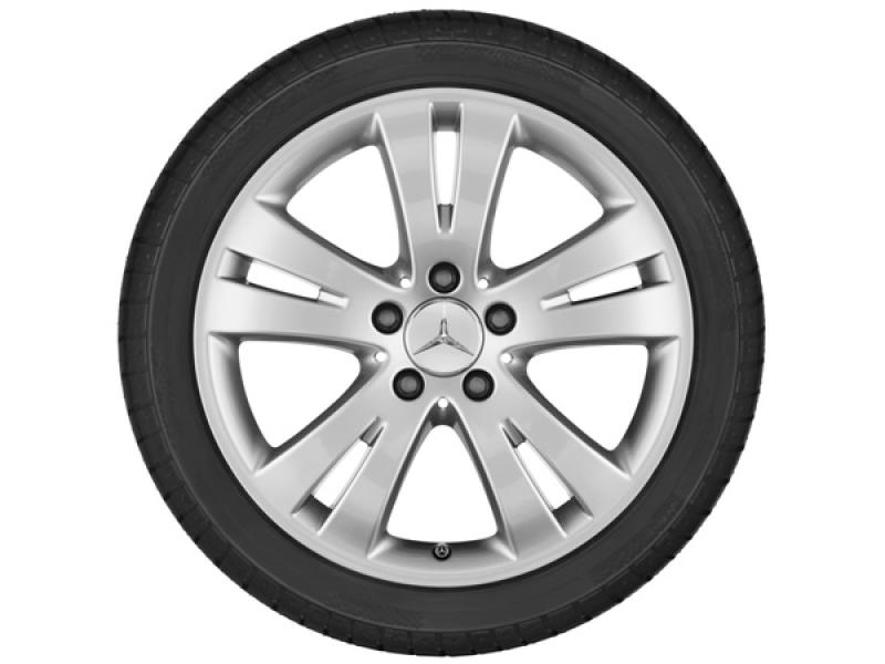 5-Doppelspeichen-Rad 17 Zoll 5-Doppelspeichen-Rad 17 Zoll