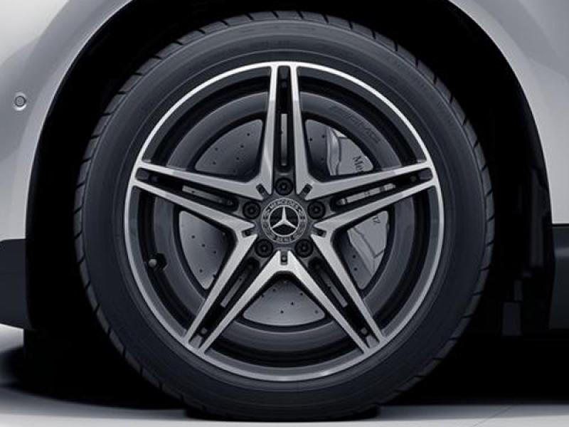 AMG 19 Zoll Leichtmetallfelge für die Vorderachse