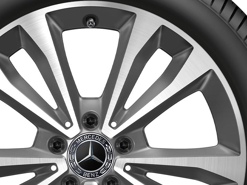 Original Mercedes-Benz 18 Zoll Felge in Tremolit-Metallic