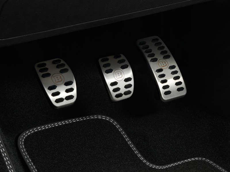 BRABUS Sportpedalauflagen für Schaltgetriebe smart fortwo A4532904300 BRABUS Sportpedalauflagen für Schaltgetriebe smart fortwo A4532904300