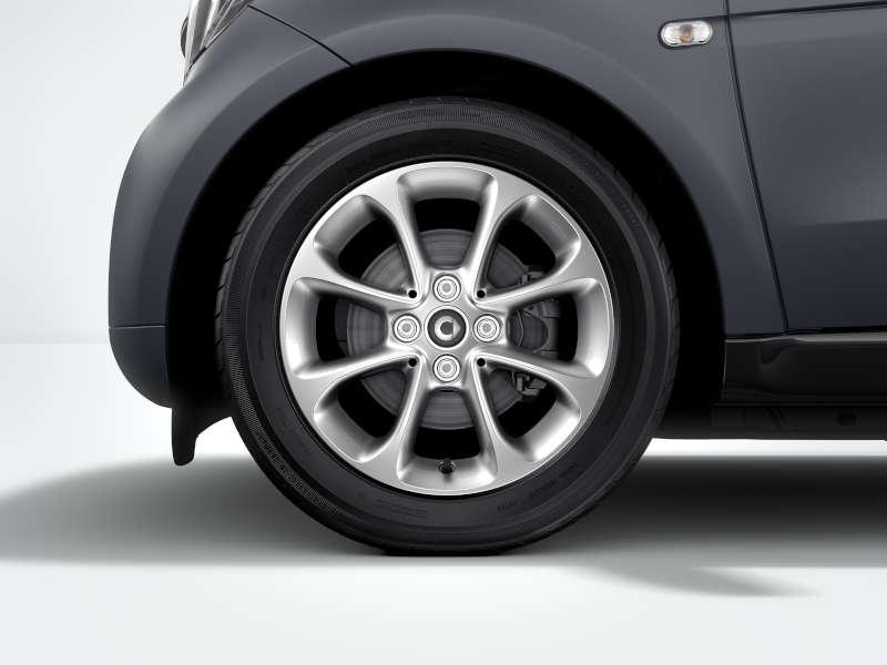 Original 8 Speichen smart Felge 15 Zoll in Vanadiumsilber