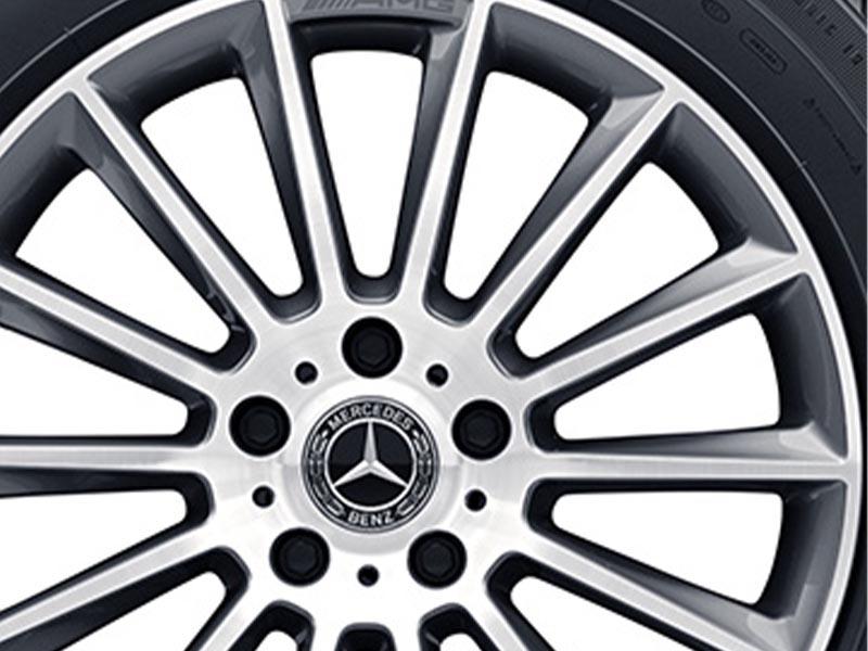 Original Mercedes-Benz AMG Vielspeichen-Leichtmetallrad in 20 Zoll, titangrau glanzgedreht, passend für G-Klasse Baureihe 463, Vorder- und Hinterachse, Produktansicht Original Mercedes-Benz AMG Vielspeichen-Leichtmetallrad in 20 Zoll, titangrau glanzgedreht, passend für G-Klasse Baureihe 463, Vorder- und Hinterachse, Produktansicht