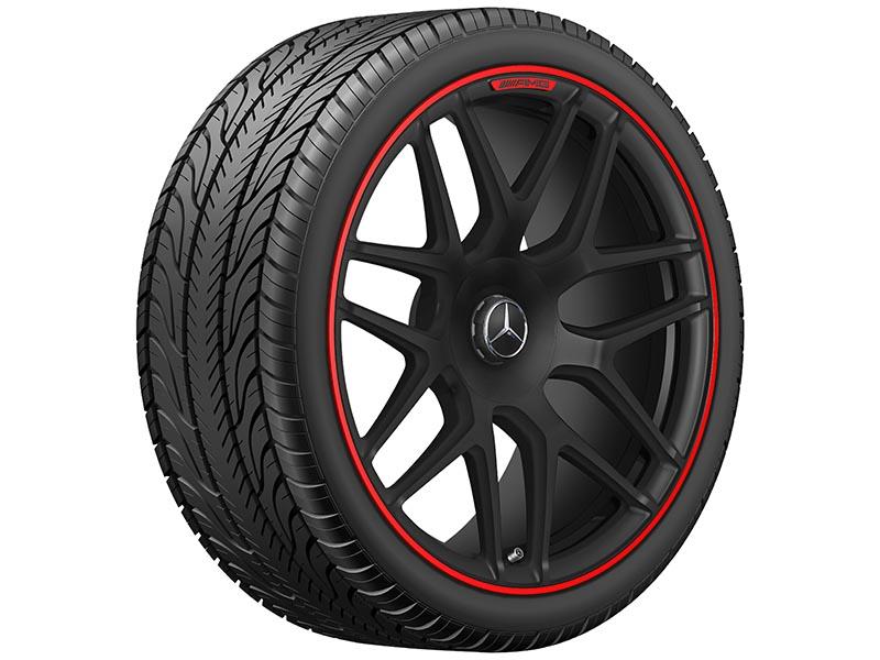 AMG Schmiederad 22 Zoll in Kreuzspeichen-Design, schwarz matt mit roten Akzenten, passend für Mercedes-Benz G-Klasse BR463, Artikelnummer A46340120009Y15 – hochwertiges Original-Leichtmetallrad von Mercedes-AMG AMG Schmiederad 22 Zoll in Kreuzspeichen-Design, schwarz matt mit roten Akzenten, passend für Mercedes-Benz G-Klasse BR463, Artikelnummer A46340120009Y15 – hochwertiges Original-Leichtmetallrad von Mercedes-AMG