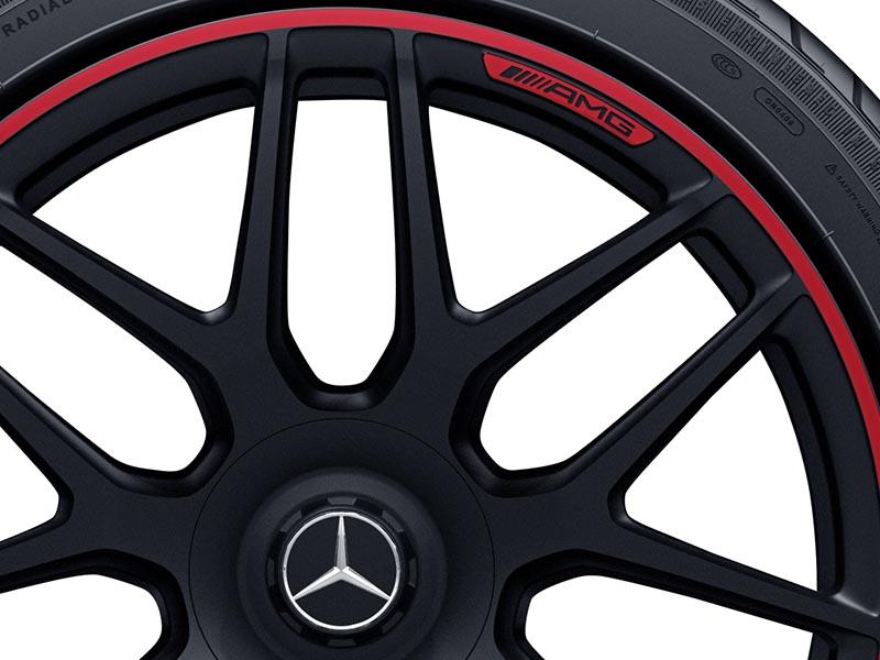AMG Schmiederad 22 Zoll in Kreuzspeichen-Design, schwarz matt mit roten Akzenten, passend für Mercedes-Benz G-Klasse BR463, Artikelnummer A46340120009Y15 – hochwertiges Original-Leichtmetallrad von Mercedes-AMG AMG Schmiederad 22 Zoll in Kreuzspeichen-Design, schwarz matt mit roten Akzenten, passend für Mercedes-Benz G-Klasse BR463, Artikelnummer A46340120009Y15 – hochwertiges Original-Leichtmetallrad von Mercedes-AMG