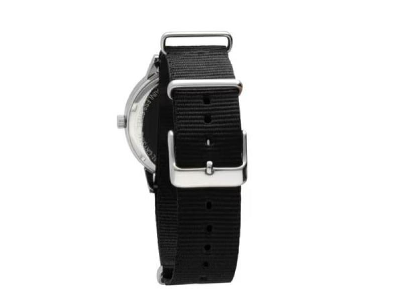 Sportlich-elegante Herrenuhr aus Edelstahl – Ihr perfekter Begleiter für jeden Anlass